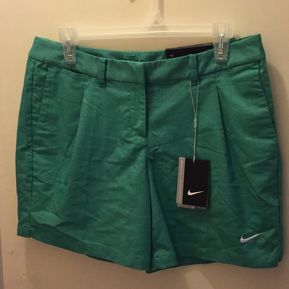 Nike Pants - ⭐️ NWT Nike Golf Shorts ☀️⛳️